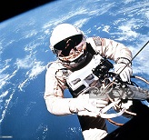 The First US astronaut to Perform EVA